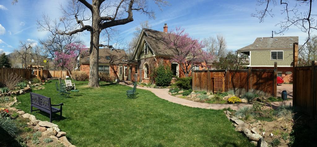 Briar Rose Bed & Breakfast ボウルダー エクステリア 写真