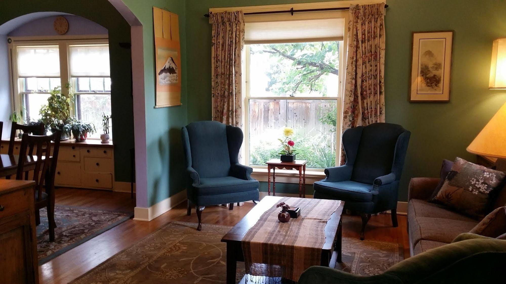 Briar Rose Bed & Breakfast ボウルダー エクステリア 写真