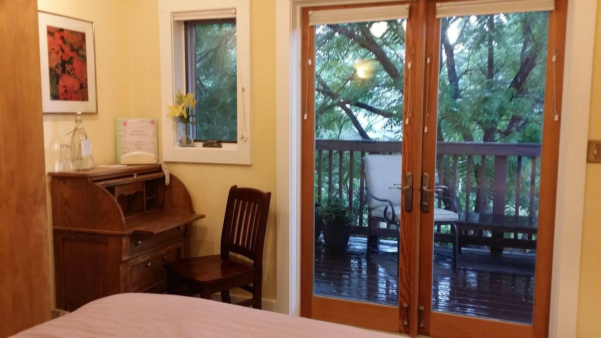 Briar Rose Bed & Breakfast ボウルダー エクステリア 写真