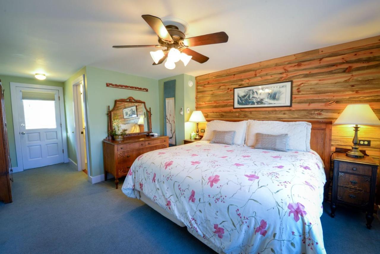 Briar Rose Bed & Breakfast ボウルダー エクステリア 写真