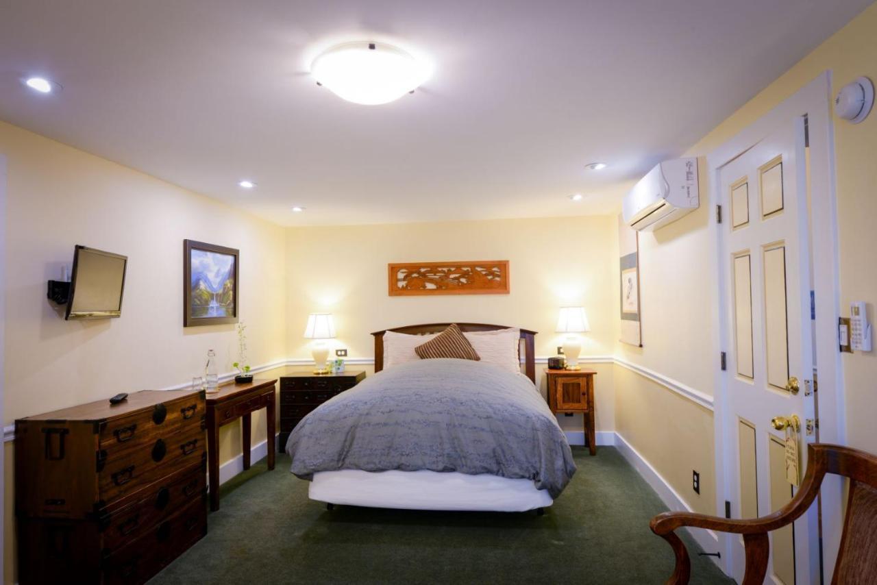 Briar Rose Bed & Breakfast ボウルダー 部屋 写真