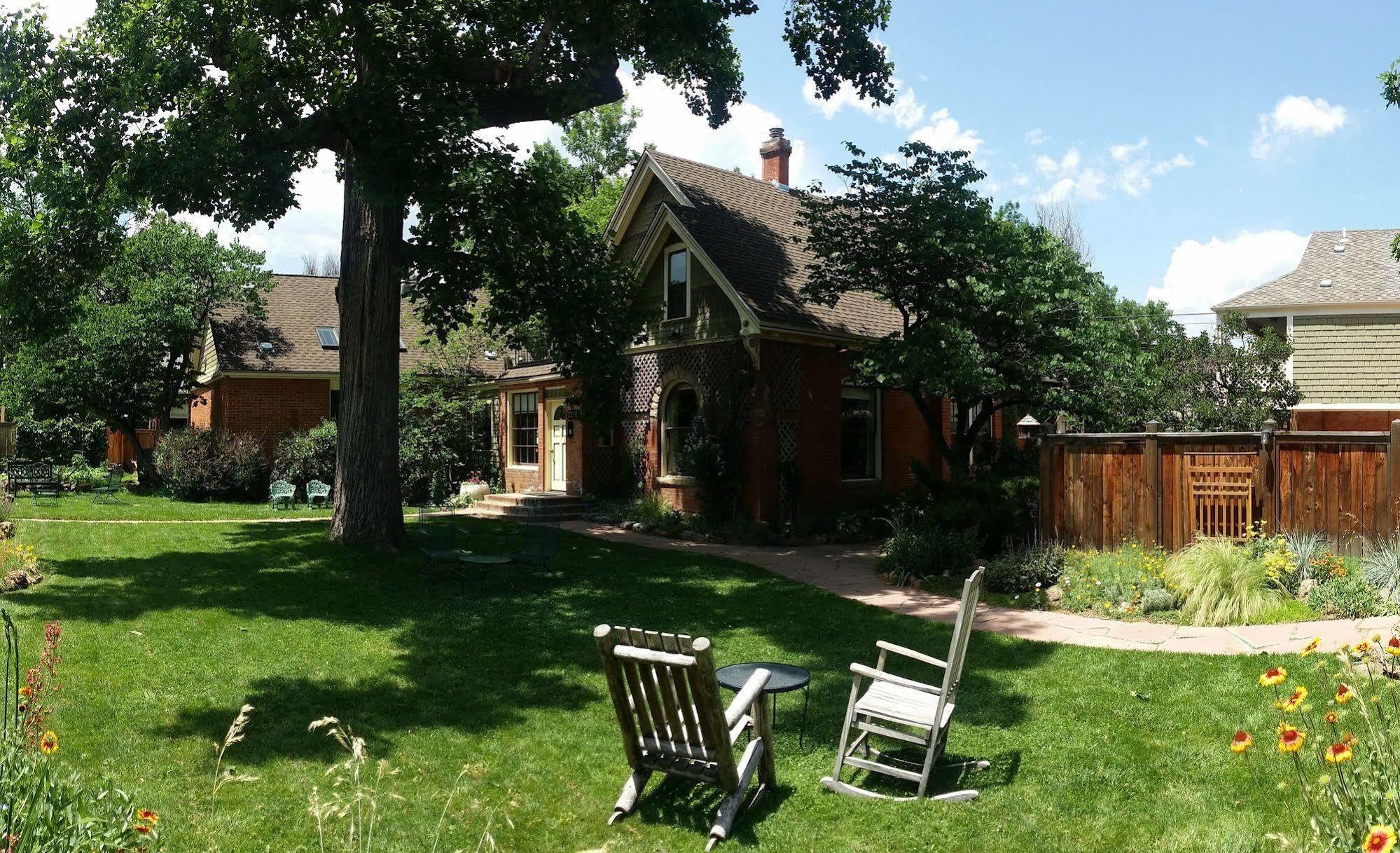 Briar Rose Bed & Breakfast ボウルダー エクステリア 写真
