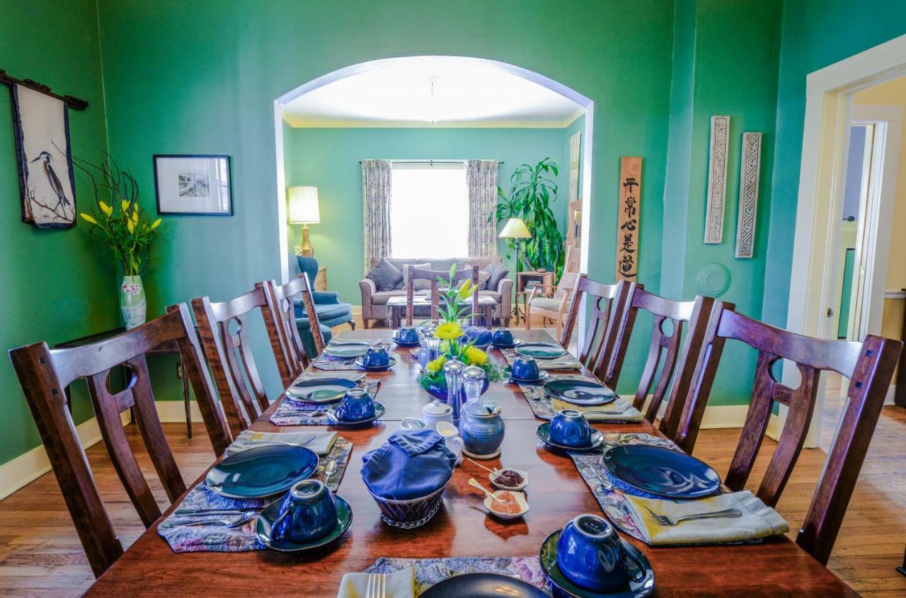 Briar Rose Bed & Breakfast ボウルダー エクステリア 写真
