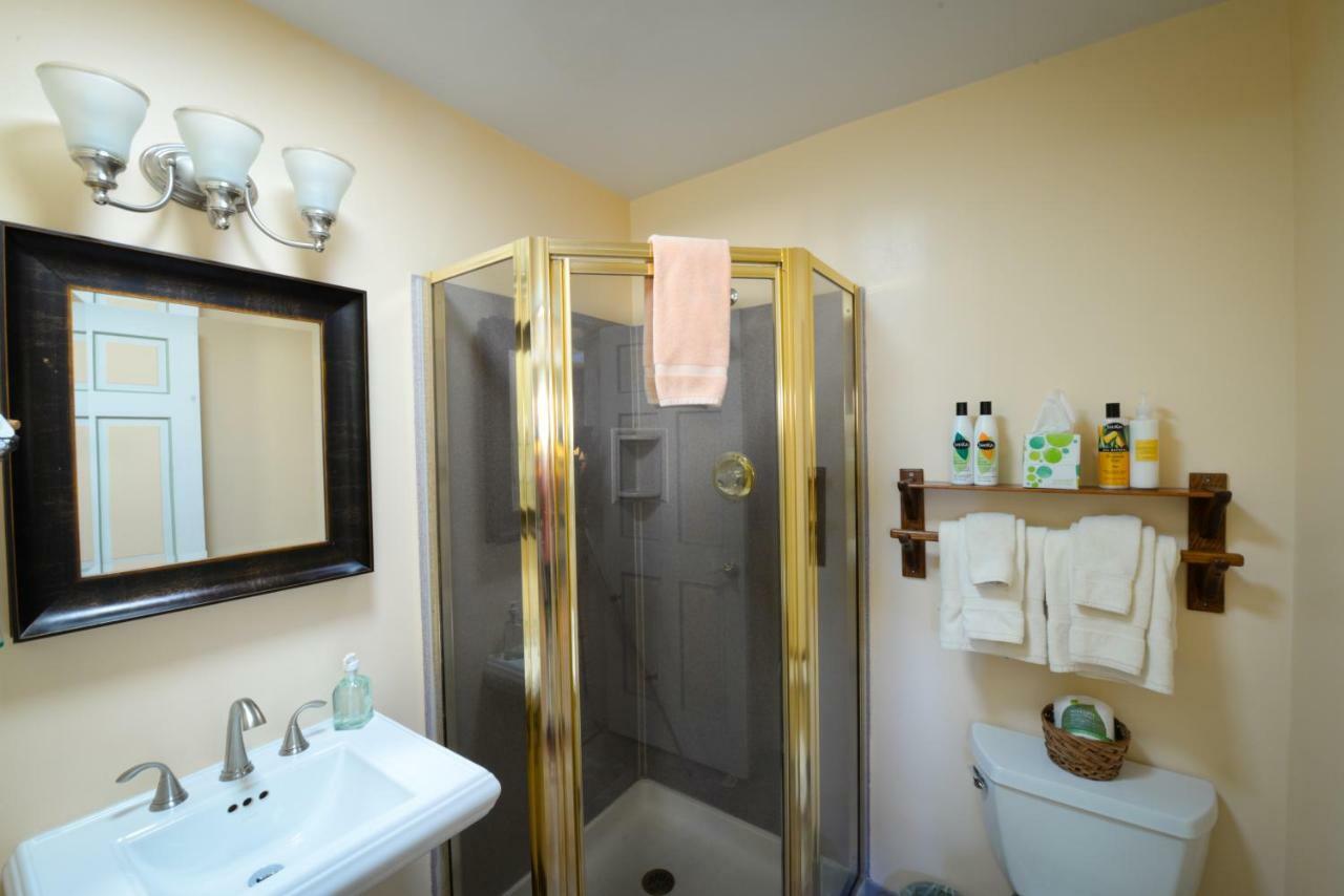 Briar Rose Bed & Breakfast ボウルダー エクステリア 写真